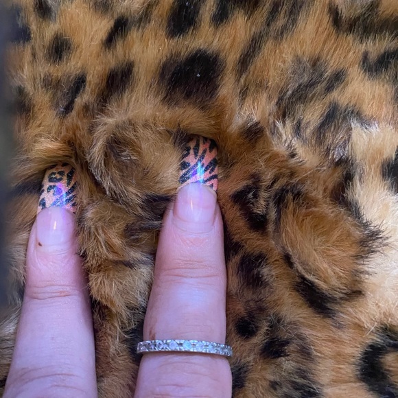 Sterling Silver ring size 7 - Picture 2 of 8